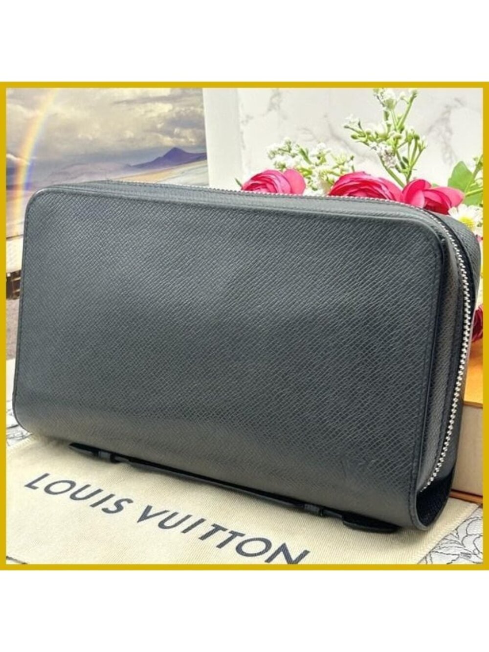Louis Vuitton Zippy XL Taiga Wallet